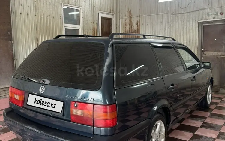 Volkswagen Passat 1994 годаүшін1 300 000 тг. в Актау