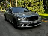 Mercedes-Benz S 550 2006 годаүшін9 000 000 тг. в Алматы – фото 2