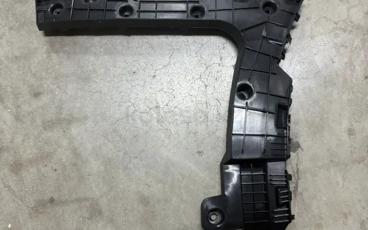 Крепление бампера кронштейн бампера саласка за 15 000 тг. в Алматы