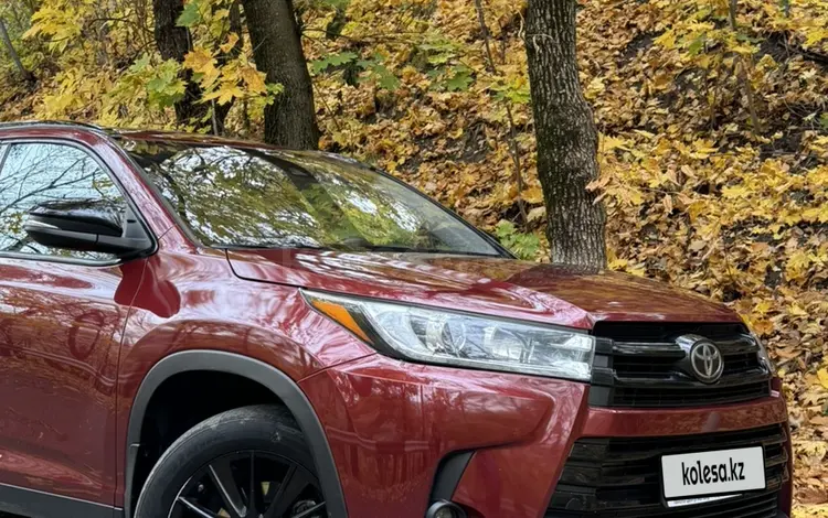 Toyota Highlander 2019 годаүшін15 000 000 тг. в Алматы