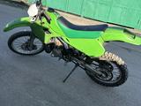 Kawasaki  KDX 250 sx 1995 годаүшін1 200 000 тг. в Алматы – фото 3