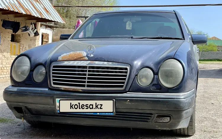 Mercedes-Benz E 320 1995 года за 2 000 000 тг. в Талдыкорган