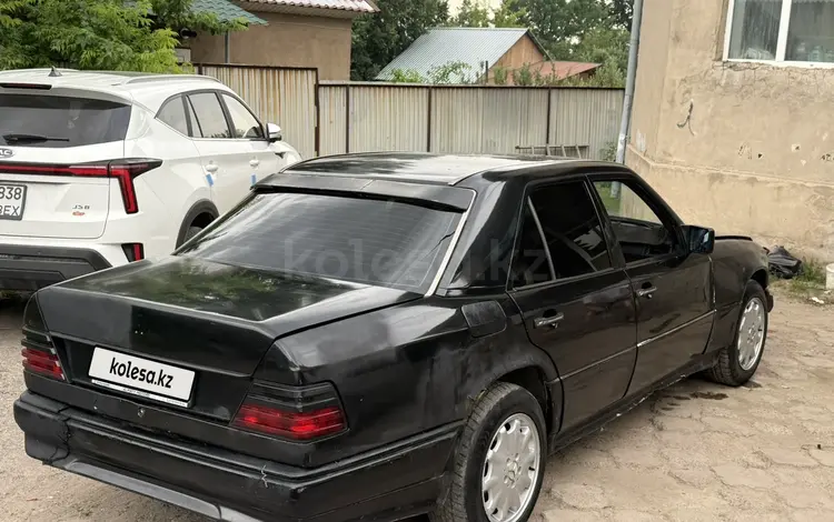 Mercedes-Benz E 230 1991 года за 500 000 тг. в Алматы