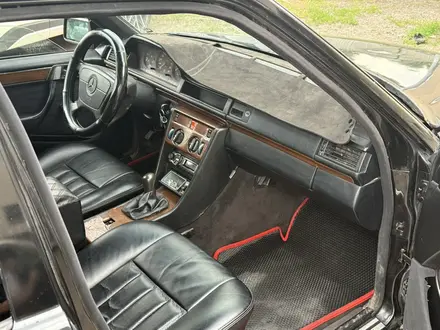 Mercedes-Benz E 230 1991 года за 500 000 тг. в Алматы – фото 4