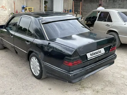 Mercedes-Benz E 230 1991 года за 500 000 тг. в Алматы – фото 2