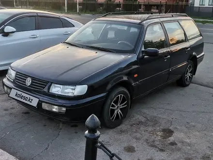 Volkswagen Passat 1993 года за 1 500 000 тг. в Уральск – фото 5