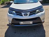 Toyota RAV4 2015 годаүшін9 700 000 тг. в Караганда – фото 2