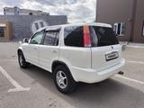 Honda CR-V 2000 года за 4 600 000 тг. в Усть-Каменогорск – фото 2