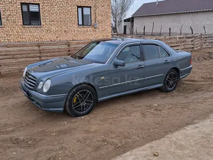 Mercedes-Benz E 230 1997 годаүшін3 500 000 тг. в Кызылорда – фото 2