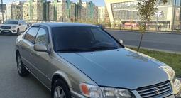 Toyota Camry 2001 годаүшін3 800 000 тг. в Астана – фото 2