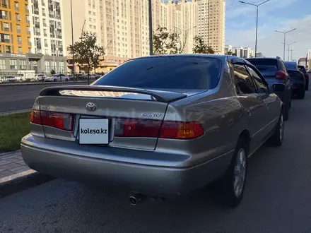 Toyota Camry 2001 года за 3 800 000 тг. в Астана – фото 3