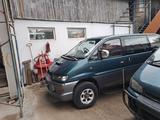 Mitsubishi Delica 1998 годаүшін3 000 000 тг. в Алматы