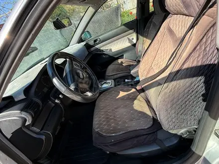 Audi A4 1999 года за 1 620 000 тг. в Алматы – фото 5