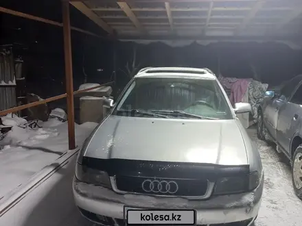 Audi A4 1999 года за 1 620 000 тг. в Алматы – фото 8