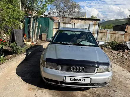 Audi A4 1999 года за 1 620 000 тг. в Алматы – фото 9