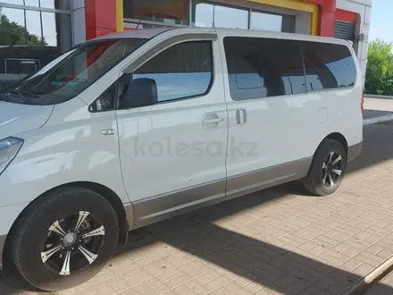 Hyundai H-1 2010 года за 10 500 000 тг. в Караганда – фото 2