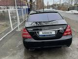 Mercedes-Benz S 500 2006 годаүшін7 500 000 тг. в Талдыкорган – фото 3