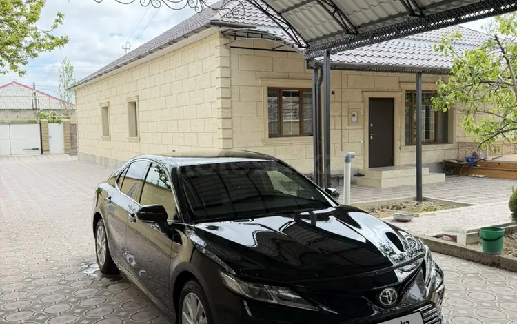 Toyota Camry 2024 года за 18 500 000 тг. в Актау