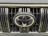 Toyota Land Cruiser Prado 2022 годаfor38 500 000 тг. в Уральск – фото 2
