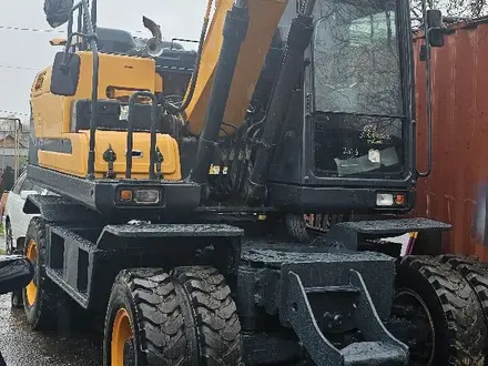 Hyundai  R140W 2017 года за 38 000 000 тг. в Алматы