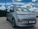 Hyundai Staria 2021 года за 18 500 000 тг. в Астана