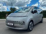 Hyundai Staria 2021 года за 18 500 000 тг. в Астана – фото 3