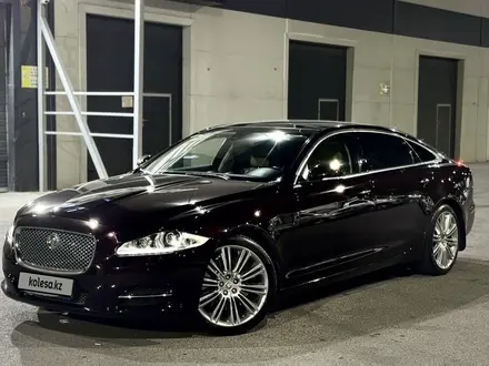 Jaguar XJ 2013 года за 12 000 000 тг. в Алматы