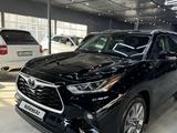 Toyota Highlander 2020 года за 21 100 000 тг. в Алматы – фото 3