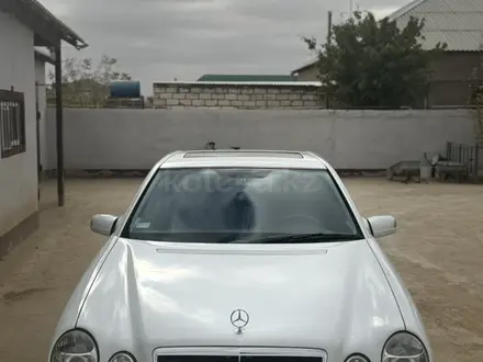 Mercedes-Benz E 320 2001 года за 6 200 000 тг. в Жанаозен – фото 8