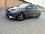 Hyundai Accent 2021 года за 8 300 000 тг. в Шымкент – фото 3