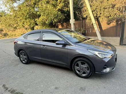 Hyundai Accent 2021 года за 8 300 000 тг. в Шымкент – фото 5