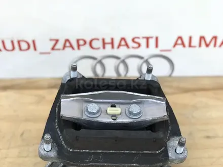 Подушка АКПП Audi A6 C6 Quattro за 25 000 тг. в Алматы