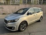 Kia Carnival 2016 года за 11 800 000 тг. в Алматы – фото 3