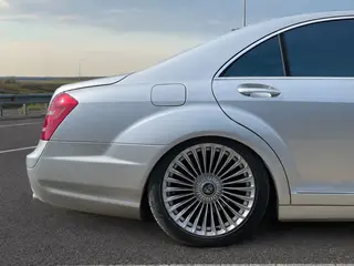 Mercedes-Benz S-Class, 2006