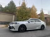 Toyota Camry 2022 годаүшін11 800 000 тг. в Шымкент – фото 4
