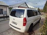 Hyundai Starex 2010 годаfor6 600 000 тг. в Шымкент – фото 4