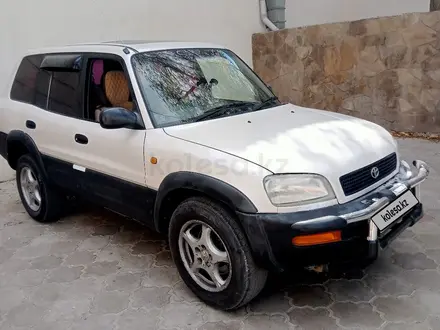 Toyota RAV4 1997 года за 3 100 000 тг. в Актау