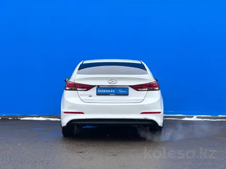 Hyundai Elantra 2018 года за 8 070 000 тг. в Алматы – фото 4