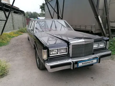 Lincoln Town Car 1989 года за 5 000 000 тг. в Алматы – фото 2