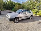 Volkswagen Golf 1994 годаүшін650 000 тг. в Риддер – фото 3