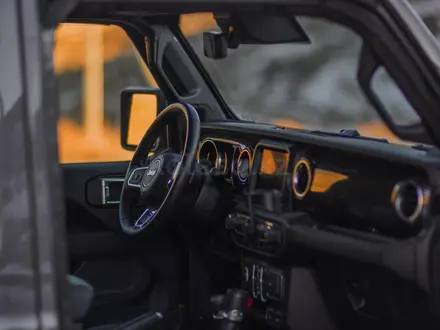 Jeep Wrangler 2021 года за 23 000 000 тг. в Алматы – фото 13