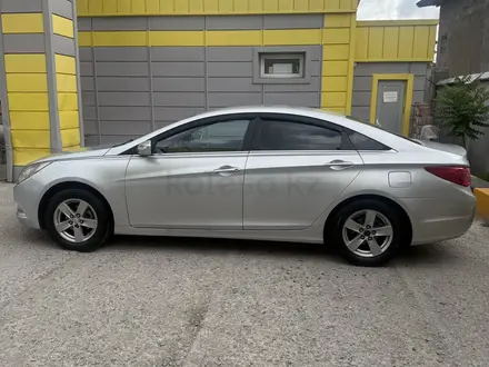 Hyundai Sonata 2011 года за 5 500 000 тг. в Шымкент – фото 11