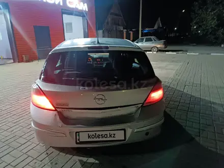 Opel Astra 2008 года за 2 500 000 тг. в Актобе – фото 4