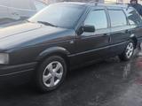 Volkswagen Passat 1992 годаfor1 950 000 тг. в Шымкент