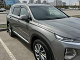 Hyundai Santa Fe 2019 года за 13 500 000 тг. в Астана – фото 2