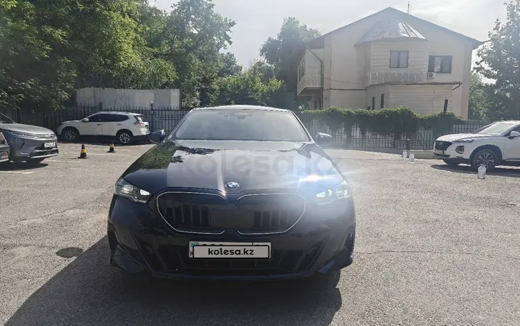 BMW 530 2024 года за 44 500 000 тг. в Алматы