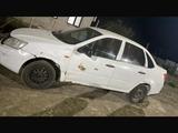 ВАЗ (Lada) Granta 2190 2013 года за 1 100 000 тг. в Атырау – фото 2