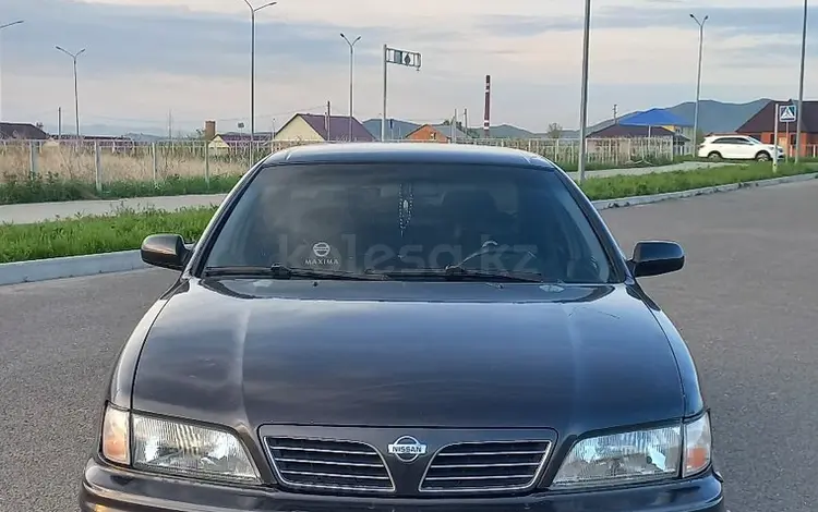 Nissan Maxima 1995 годаүшін2 300 000 тг. в Усть-Каменогорск