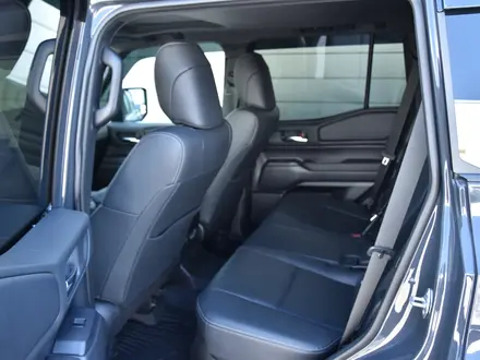 Toyota Land Cruiser Prado Prestige 2025 года за 39 900 000 тг. в Астана – фото 11