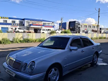 Mercedes-Benz E 240 1998 года за 3 500 000 тг. в Уральск – фото 15